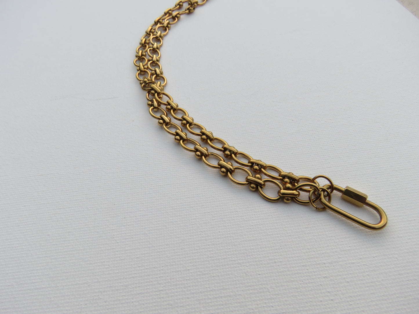 Bolt chain