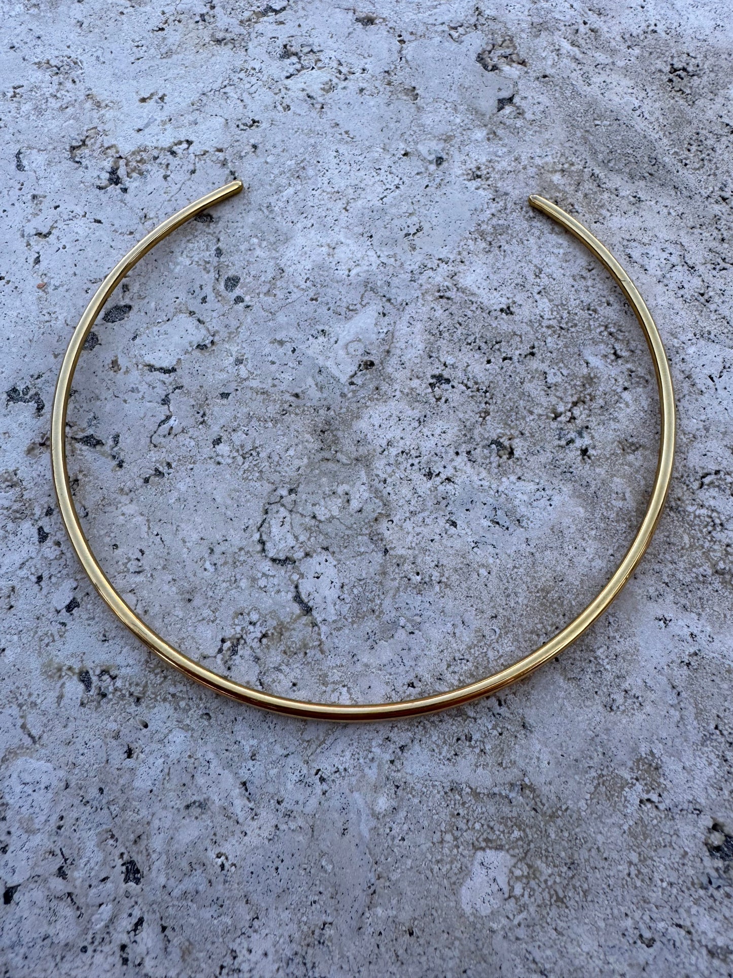 Halo choker