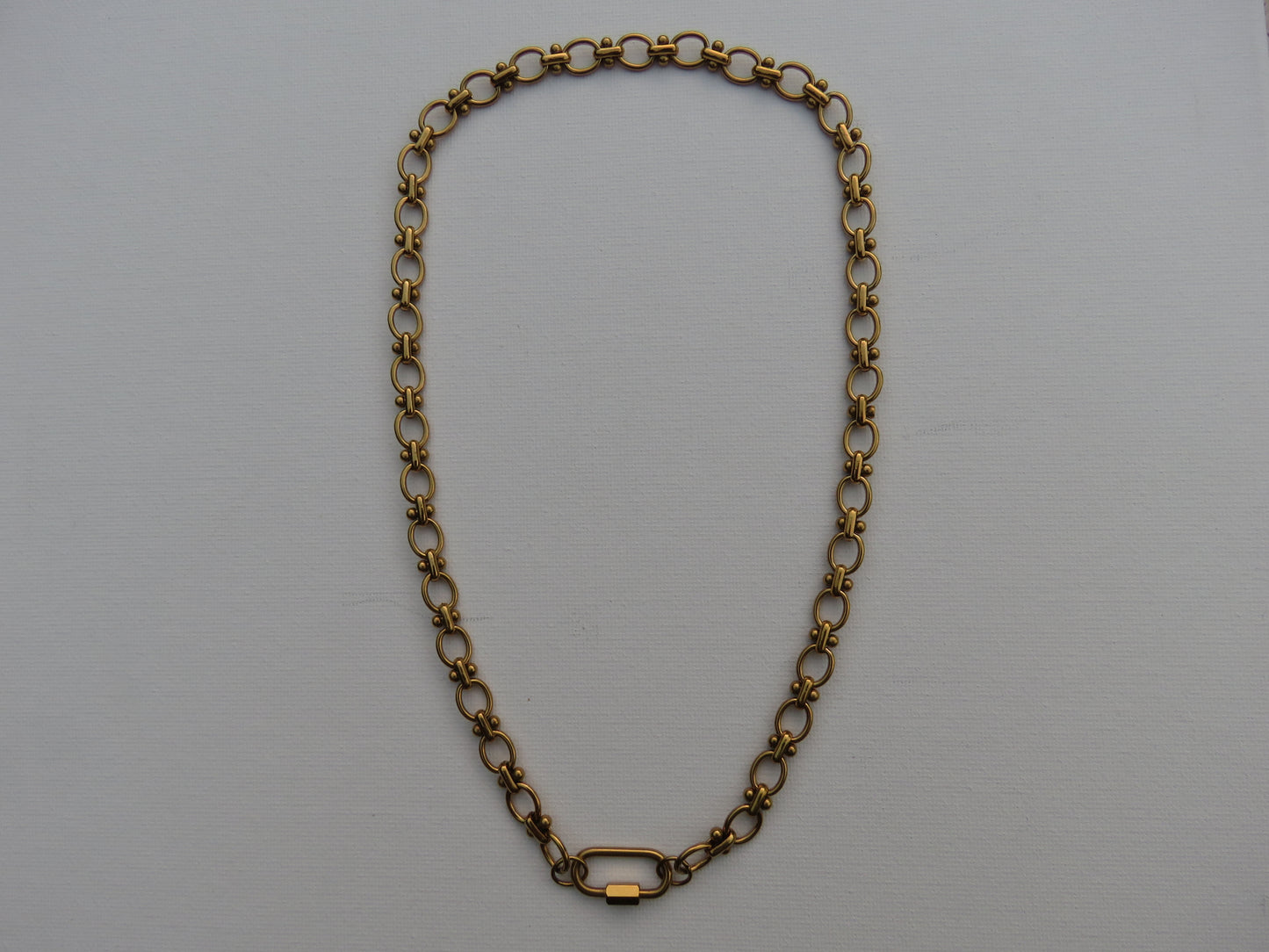 Bolt chain