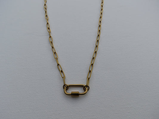 Paperclip chain base